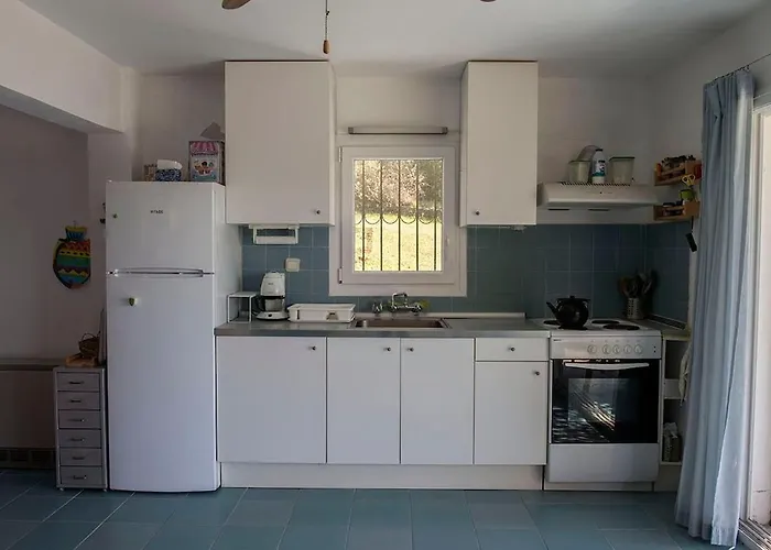 Peaceful Vacations * Possidi